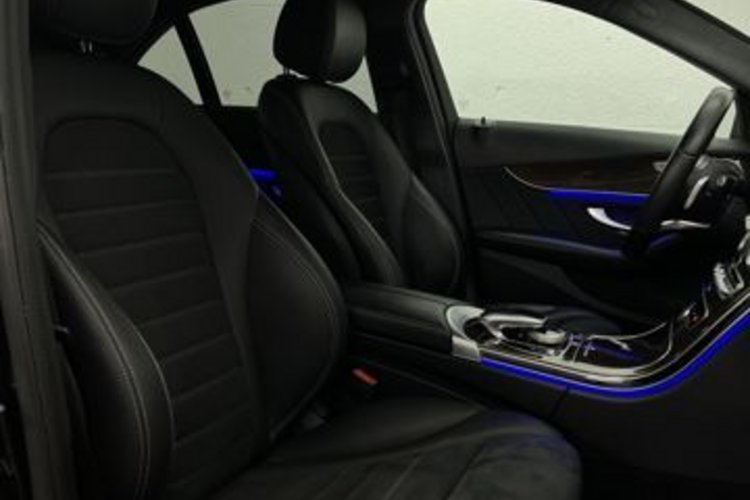 Mercedes-Benz C 220 C 220 d AMG LINE KAMERA+MULTIBEAM+KEYLESS+DISTRO