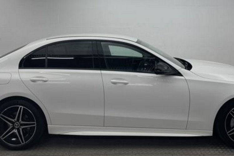 Mercedes-Benz C 300 C 300 AMG NIGHT DIGITAL+360+4-ZONEN+AUGMENTED+