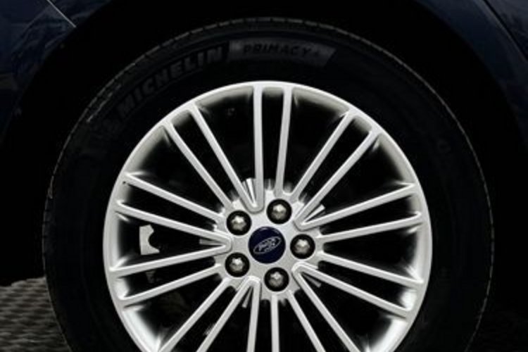 Ford S-Max S-MAX 2.0 Vignale AWD 7SITZ+AHK+MEMO+STANDHZG+