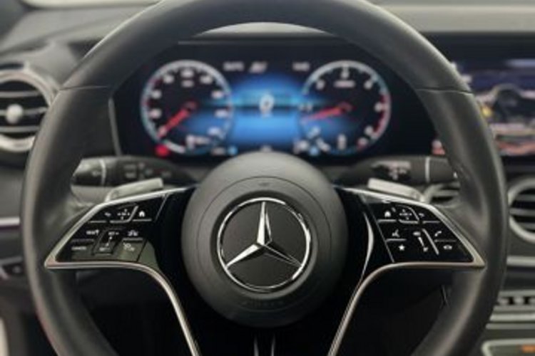 Mercedes-Benz E 400 E 400 d T 4M All-Terrain NIGHT AMG 20Z+PANO+MEMO