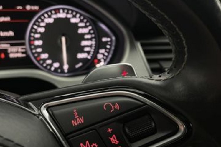 Audi S8 S8 4.0 TFSI Qu CARBON ESD+AHK+HUD+BOSE+MATRIX+