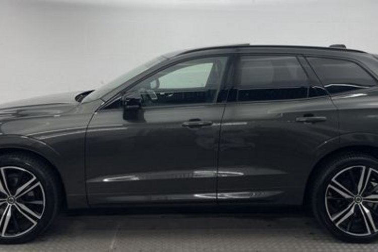 Volvo XC60 XC60 B5 D R-DESIGN AWD PANO+B&amp;W+360+HUD+STANDHZG