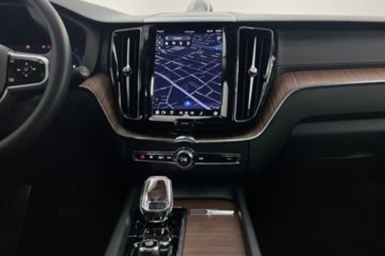 Volvo XC60 XC60 B4 D AWD Ultimate Bright PANO+AHK+B&amp;W+LUFT+