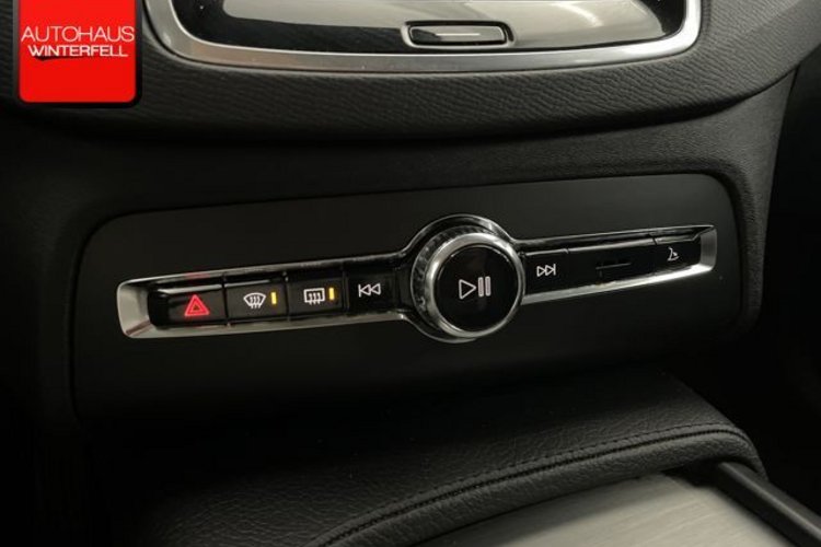 Volvo XC90 XC90 B5 D AWD PRO 7SITZER+KAMERA+KEYLESS+CARPLAY