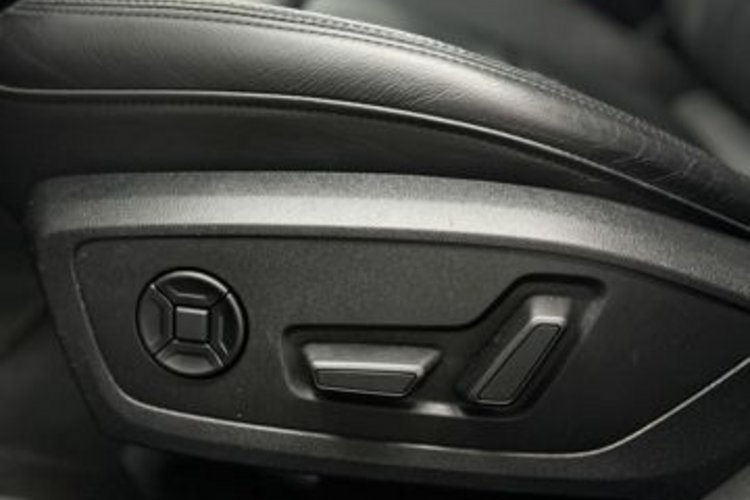 Audi A6 A6 Avant 40 TDI Design PANO+MEMO+KEYLESS+KAMERA+