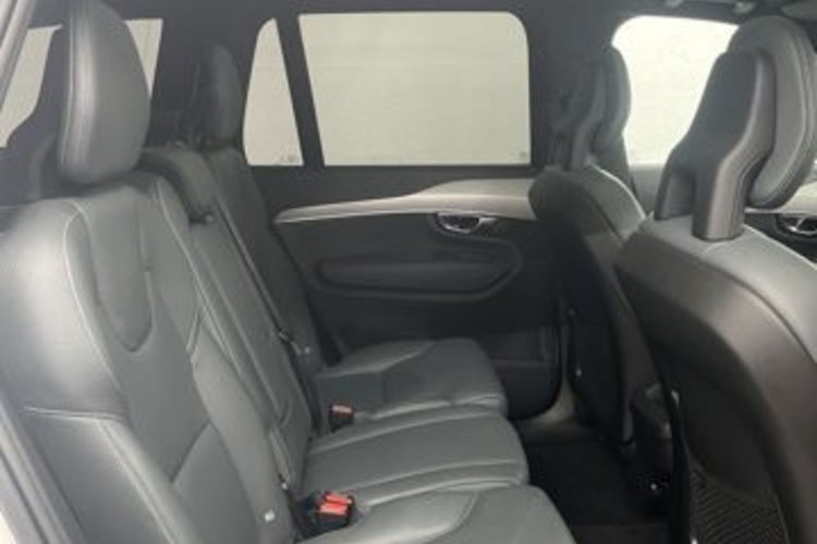Volvo XC90 XC90 B5 AWD PRO 7SITZ+PANO+STANDHEIZUNG+VOLL-LED