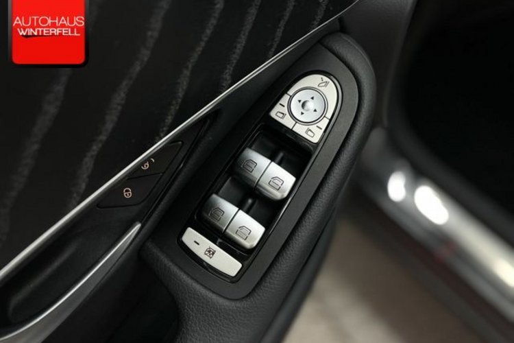 Mercedes-Benz GLC 200 GLC 200 d 4M NIGHT PANO+LED+KAMERA+MBUX+CARPLAY+