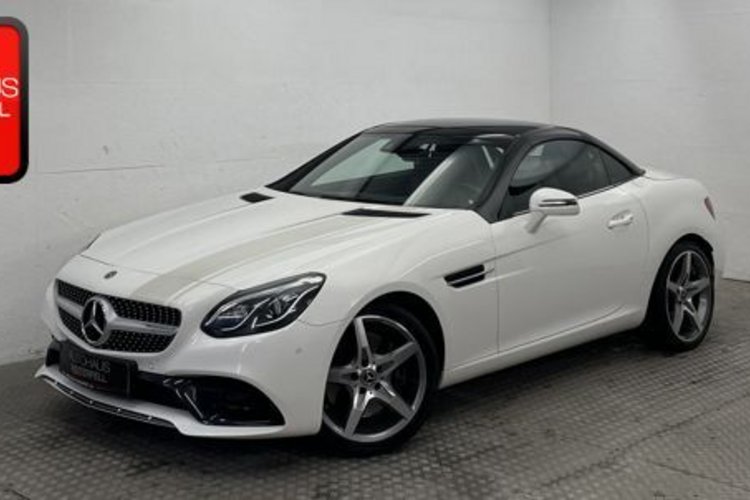 Mercedes-Benz SLC 200 SLC 200 AMG PANO+KAMERA+HARMAN/K+ILS+AIR-SCARF+