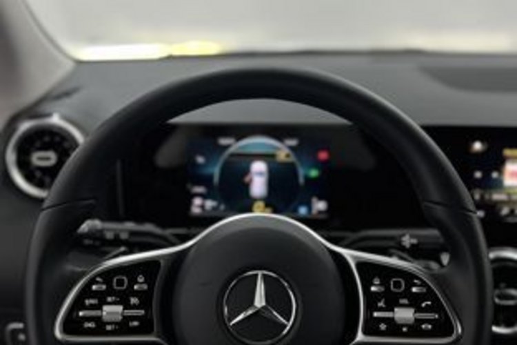 Mercedes-Benz GLA 220 GLA 220 d 4M PROGRESSIVE LED+360+MBUX+CARPLAY+