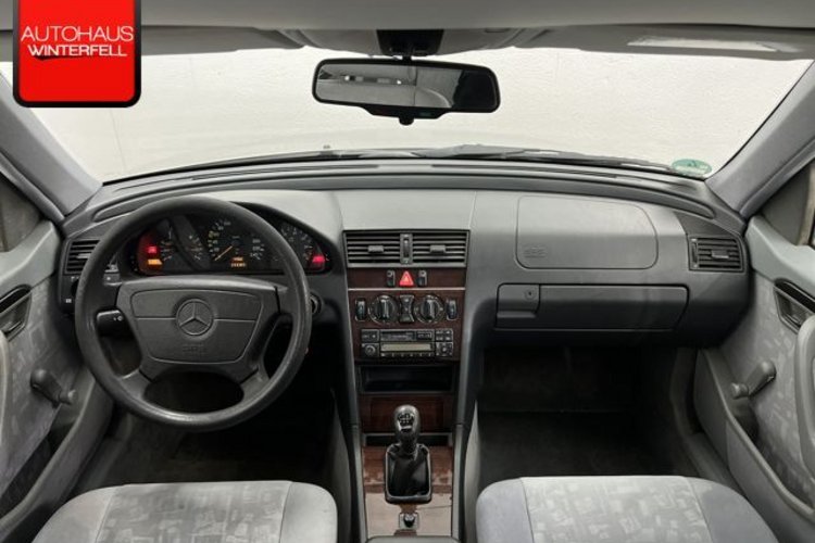 Mercedes-Benz C 180 C 180 RADIO+KASETTE+E-AUSSENSPIEGEL+