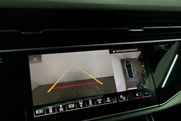 Audi Q8 Q8 55 TFSI qu S line PANO+AHK+STANDHZG+AIR-SPORT