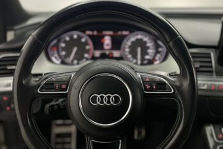 Audi S8 S8 4.0 TFSI Qu CARBON ESD+AHK+HUD+BOSE+MATRIX+