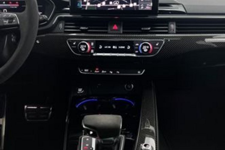 Audi A4 A4 Avant 50 TDI qu S line CARBON PANO+MEMO+360+