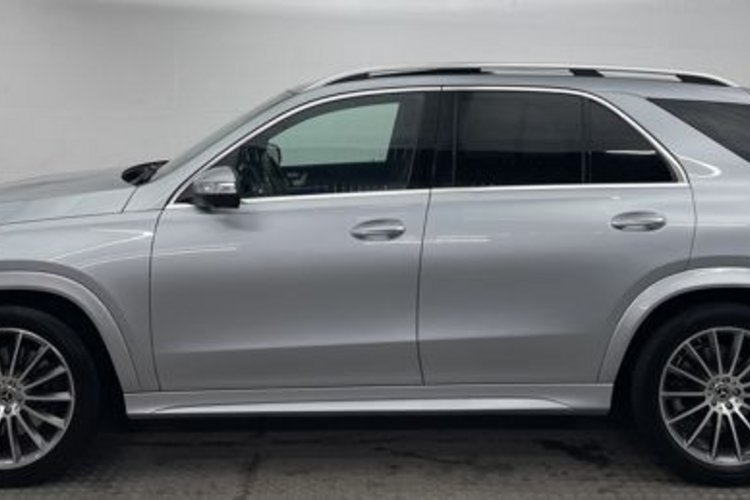 Mercedes-Benz GLE 400 GLE 400 d 4M AMG PANO+AHK+SOFT+360+HUD+STANDHZG+
