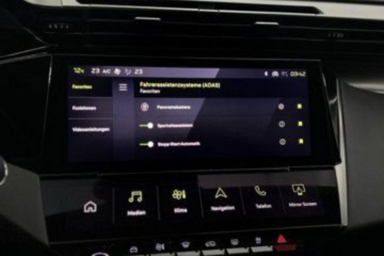 Peugeot 408 408 PureTech 130 EAT8 GT PANO+360+MEMO+FOCAL+ACC