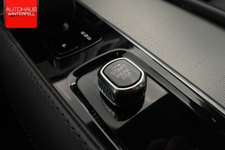 Volvo XC90 XC90 B5 AWD 7SITZ+GOOGLE+KAMERA+KEYLESS+LED+20Z+