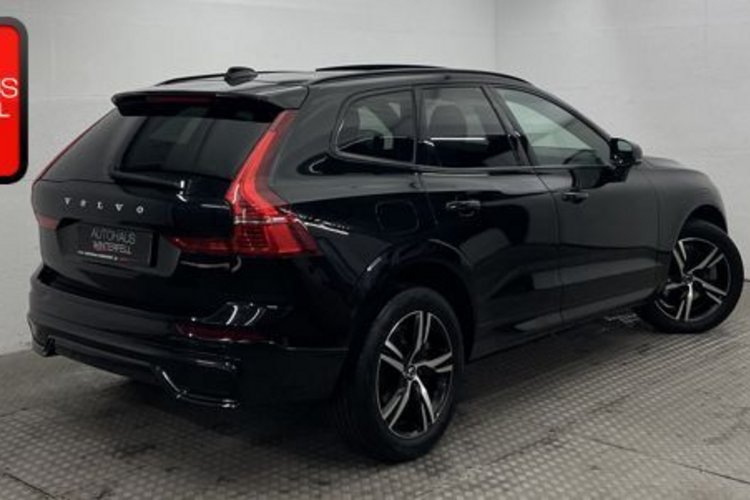 Volvo XC60 XC60 B4 D AWD R-DESIGN PANO+MEMORY+VOLL-LED+KAM