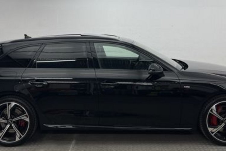 Audi A4 A4 Avant 50 TDI qu S line CARBON PANO+MEMO+360+