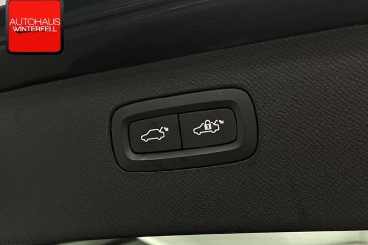 Volvo XC90 XC90 Recharge T8 AWD R-DESIGN 7SITZ+22Z+HUD+360+