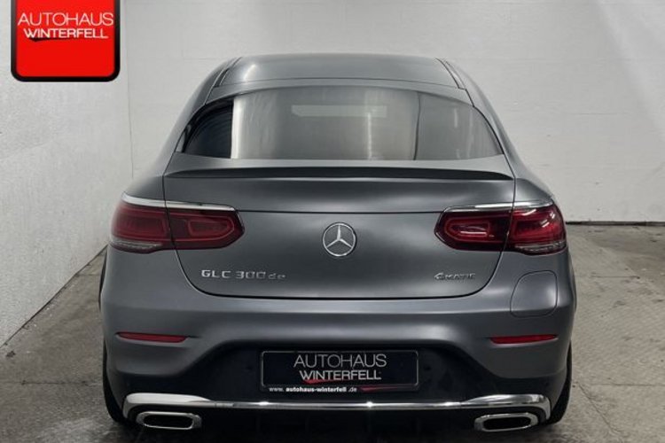 Mercedes-Benz GLC 300 GLC 300 de Coupe 4M AMG NIGHT CARBON AIRMATIC+