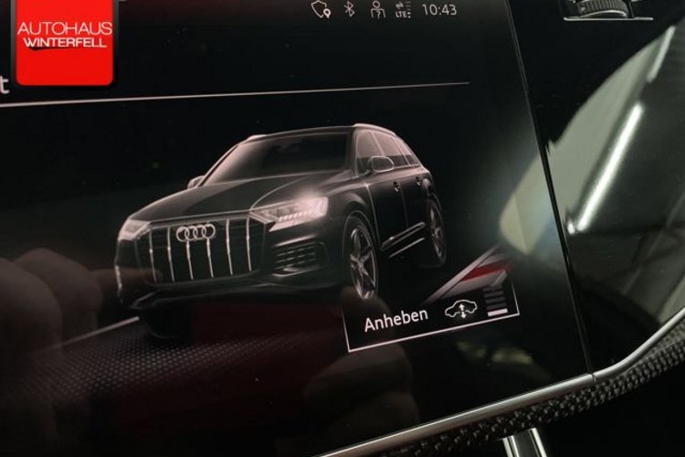 Audi SQ7 SQ7 4.0 TFSI qu 7SITZ+PANO+CARBON+AHK+STANDHZG+
