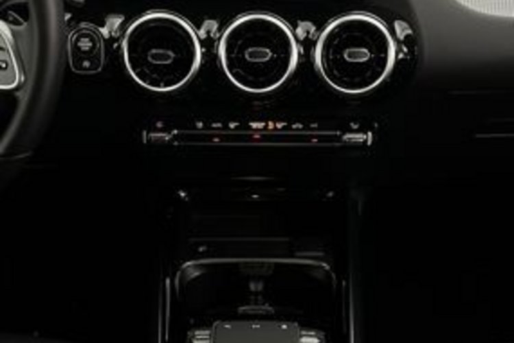 Mercedes-Benz GLA 220 GLA 220 d 4M PROGRESSIVE LED+360+MBUX+CARPLAY+