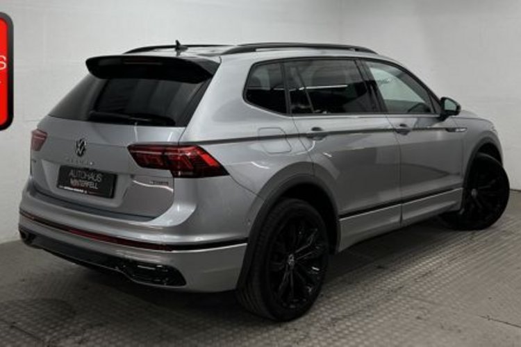 Volkswagen Tiguan Allspace Tiguan Allspace 2.0 TDI 4M R-LINE 7SITZ+PANO+AHK