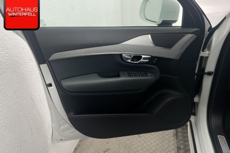 Volvo XC90 XC90 B5 AWD PRO 7SITZ+PANO+STANDHEIZUNG+VOLL-LED