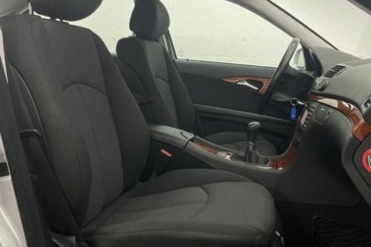 Mercedes-Benz E 200 E 200 Kompressor PDC+2-ZONEN+SITZHEIZ+TEMPOMAT+