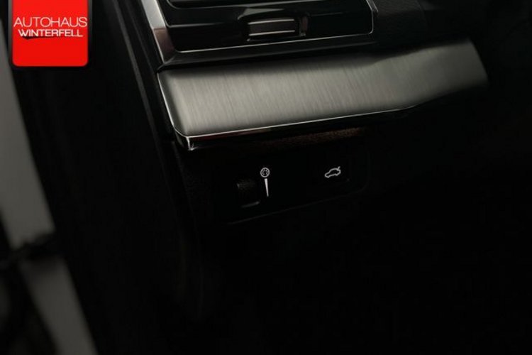 Volvo XC90 XC90 B5 D AWD 7SITZ+PANO+LUFT+360+HUD+H/K+4-ZONE