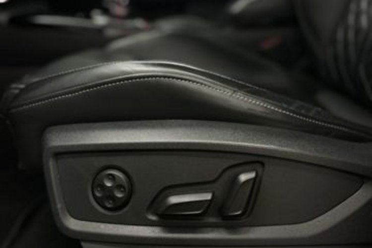 Audi SQ5 SQ5 3.0 TDI qu PANO+AHK+OLED+360+MEMO+B&amp;O+LUFT+