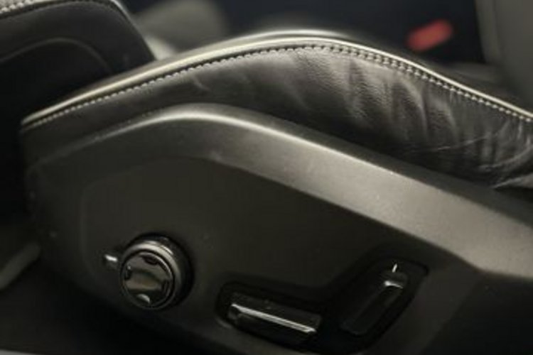 Volvo S60 S60 T8 R-DESIGN RECH AWD LED+H/K+KEYLESS+KAMERA+