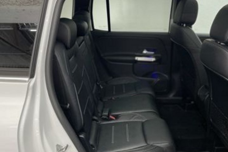 Mercedes-Benz GLB 220 GLB 220 d 4M AMG CARBON 7SITZ+PANO+360+KEYLESS+