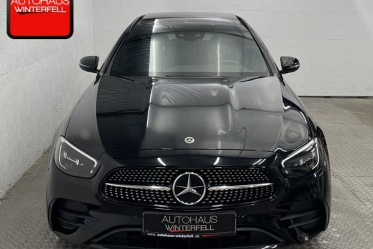 Mercedes-Benz E 300 E 300 de T 4M AMG NIGHT CARBON PANO+AHK+MEMO+