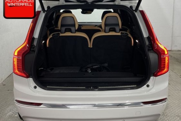 Volvo XC90 XC90 T8 INSCRIPTION RECH AWD 7SITZ+PANO+AHK+MEMO