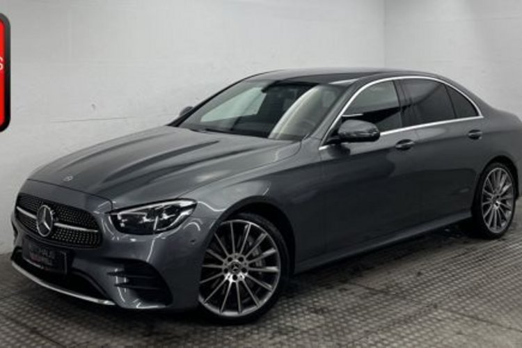 Mercedes-Benz E 400 E 400 d 4M AMG SPORT 20Z+STANDHEIZUNG+KAMERA+