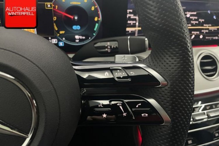 Mercedes-Benz E 300 E 300 de T 4M AMG NIGHT PANO+HUD+BURMESTER+DISTR