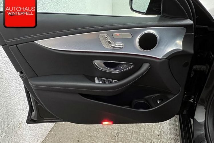 Mercedes-Benz E 200 E 200 T AVANTGARDE NIGHT PANO+MEMORY+KAMERA+LED+
