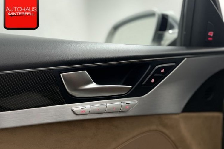 Audi S8 S8 4.0 TFSI Qu CARBON ESD+AHK+HUD+BOSE+MATRIX+