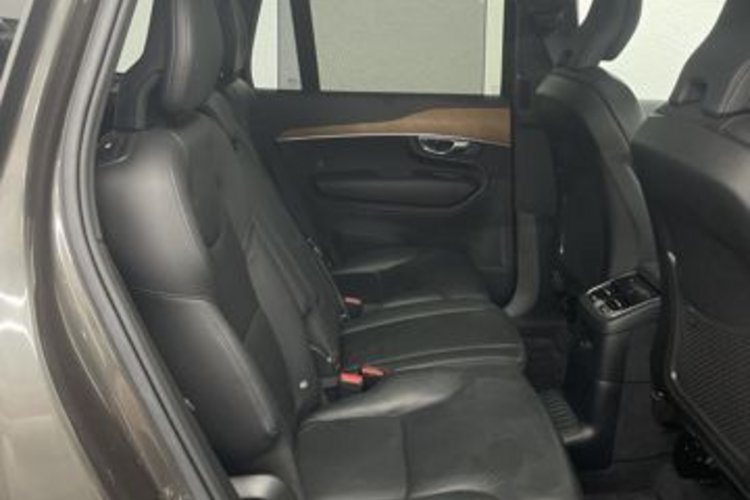Volvo XC90 XC90 T8 PLUS BRIGHT RECH AWD 7SITZ+PANO+AHK+MEMO