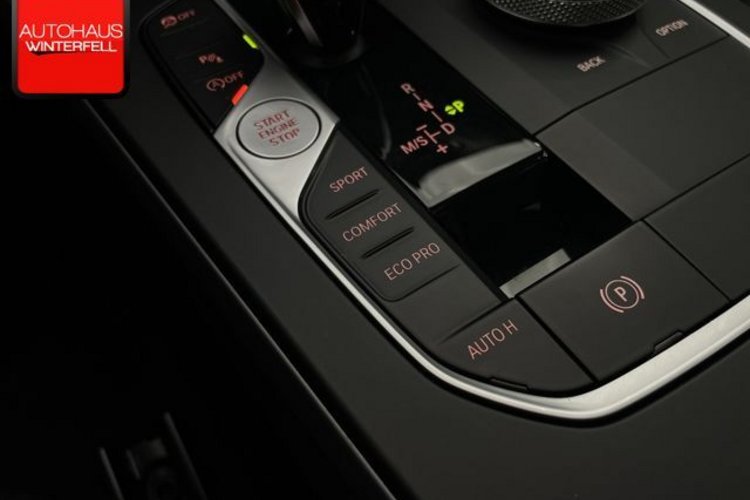 BMW 120 120 d xDrive Advantage PANO+ADAPTIVE+2-ZONEN+