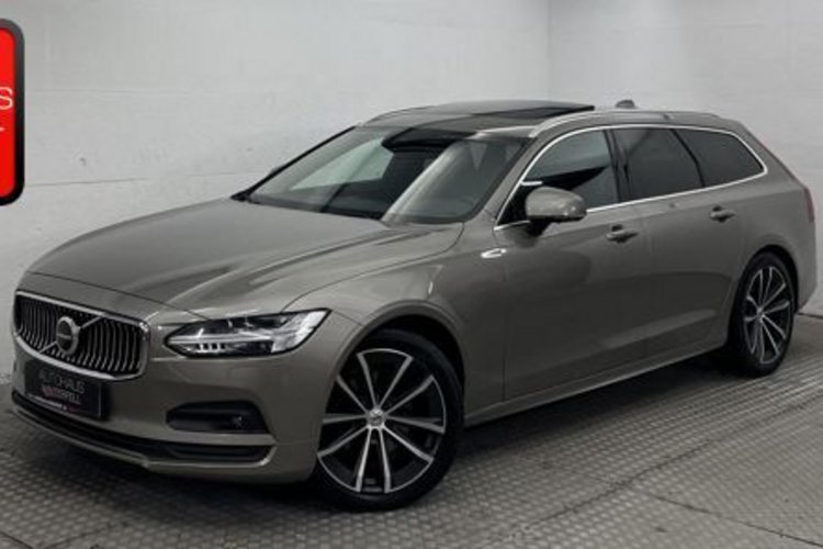Volvo V90 V90 D4 PRO PANO+AHK+360+HUD+H&amp;K+STANDHEIZUNG+LED