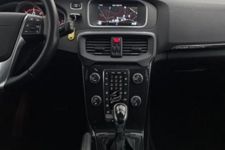 Volvo V40 V40 Cross Country D3 Summum PANO+MEMORY+KAMERA+