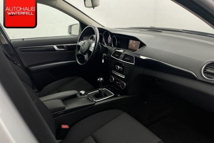 Mercedes-Benz C 200 C 200 T CDI BlueEfficiency NAVI+PDC+TEMPOMAT+