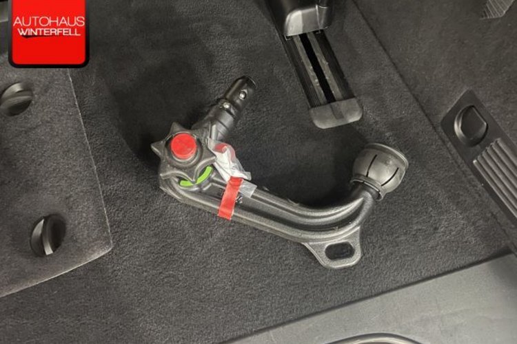 Mercedes-Benz V 300 V 300 d 4M LANG AMG NIGHT 7SITZ+PANO+AHK+STANDH+