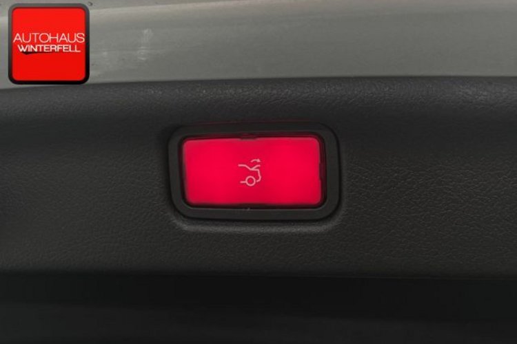 Mercedes-Benz C 300 C 300 e AMG 18Z NIGHT PANO+360+MEMORY+SITZKLIMA+