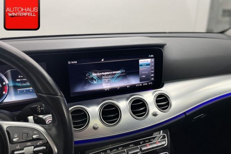 Mercedes-Benz E 220 E 220 d 4M T AVANTGARDE ALL-TERRAIN PANO+LUFT+