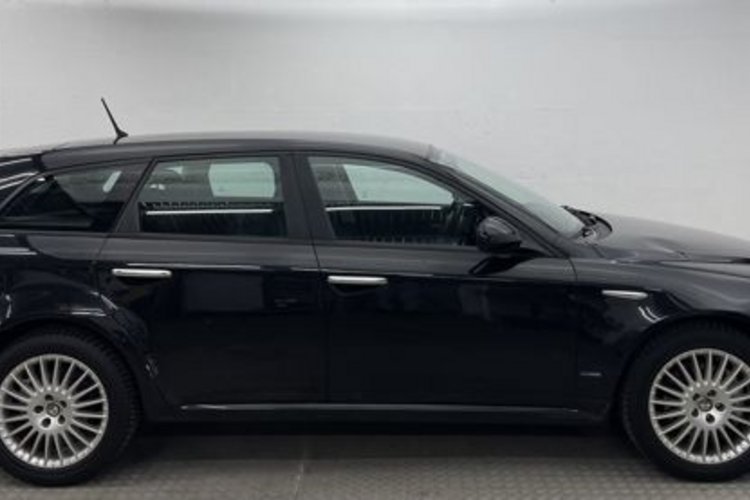 Alfa Romeo 159 Alfa 159 MEDIUM 1.9 JTD 8V TEMPOMAT+KLIMA+