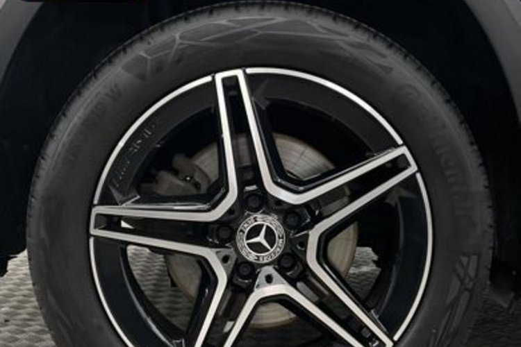 Mercedes-Benz GLB 220 GLB 220 d 4M AMG NIGHT CARBON STANDHZG+KEYLESS+