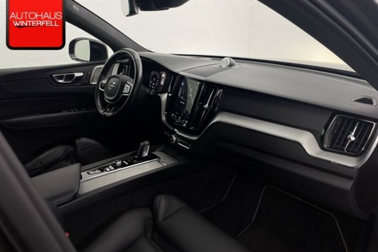 Volvo XC60 XC60 B5 D R-DESIGN AWD PANO+B&amp;W+360+HUD+STANDHZG